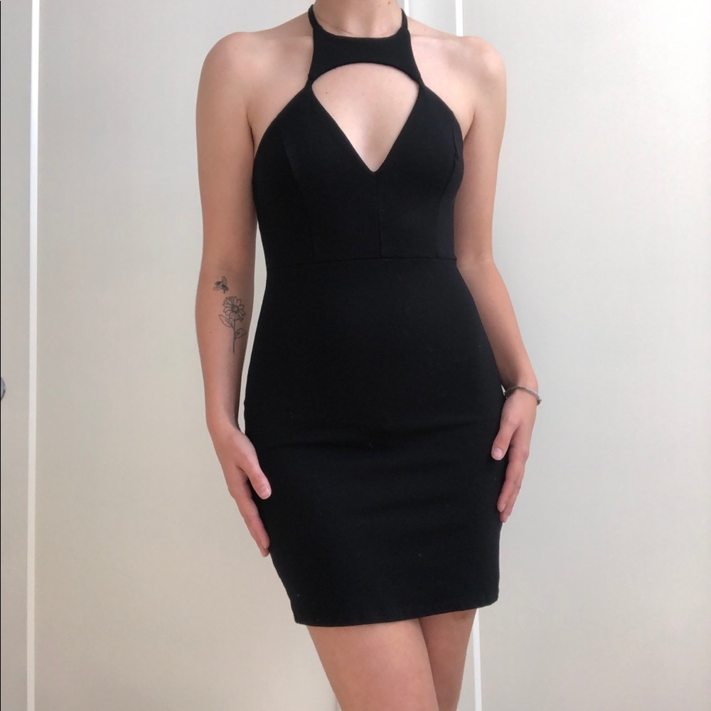 Solemio Black Halter Fitted Dress